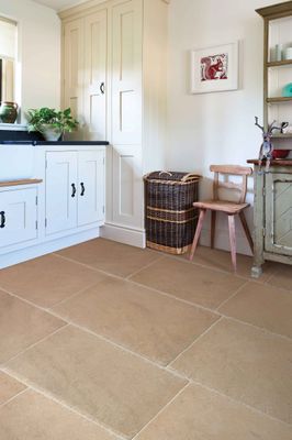 Lacock Limestone Heritage Finish