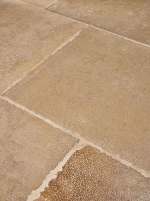 Touraine - Limestone - Seasoned