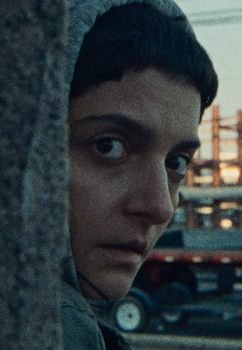 'GAZER' – A Paranoid Thriller Blurring Time and Reality