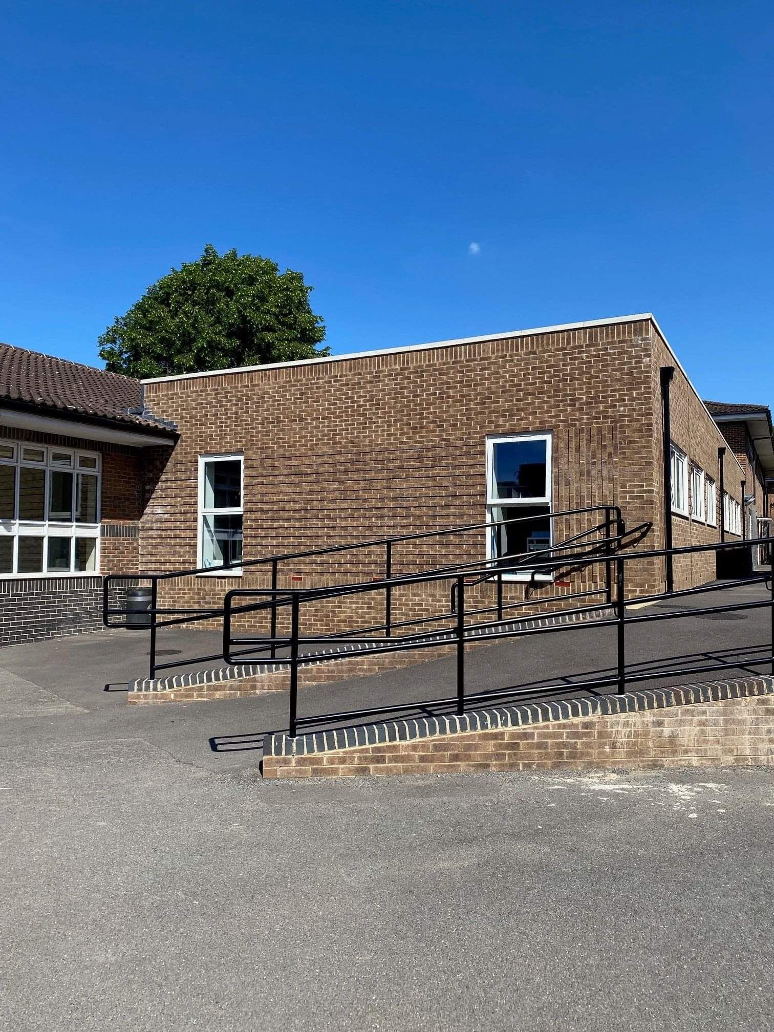  Carshalton Boys science block