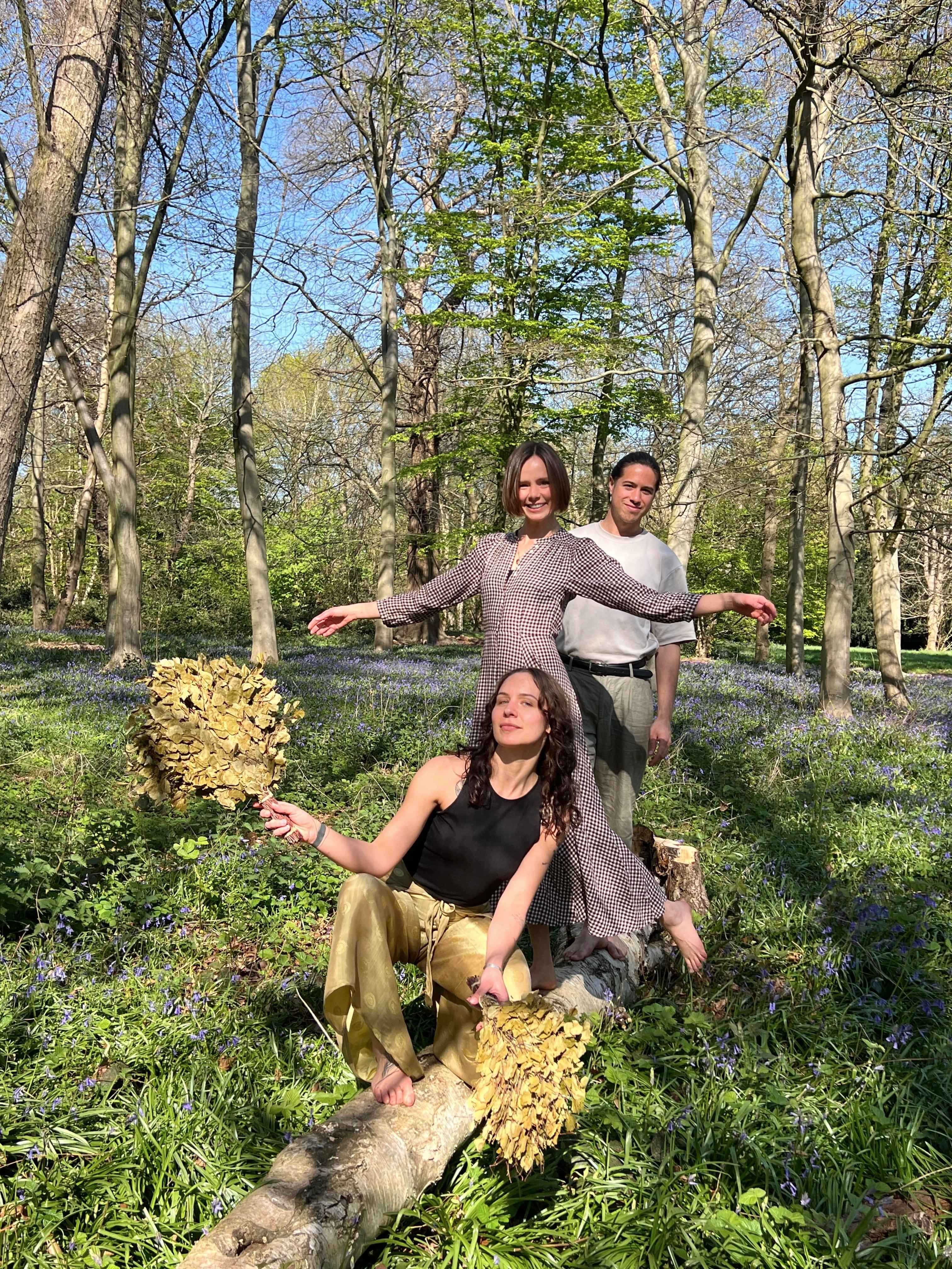 Earth Listening Verity Megan, Silvija Šuliokaitė & Garwyn Linnell at Hackhurst Farm
