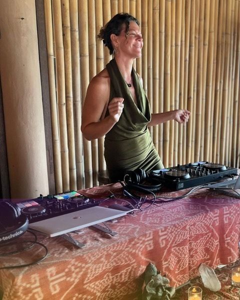 Movement in Truth | 'Encounters' | with Emma at Hackhurst Farm