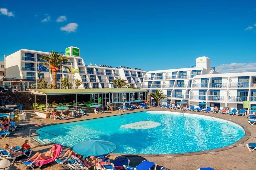 Ereza Los Hibiscos Apartments